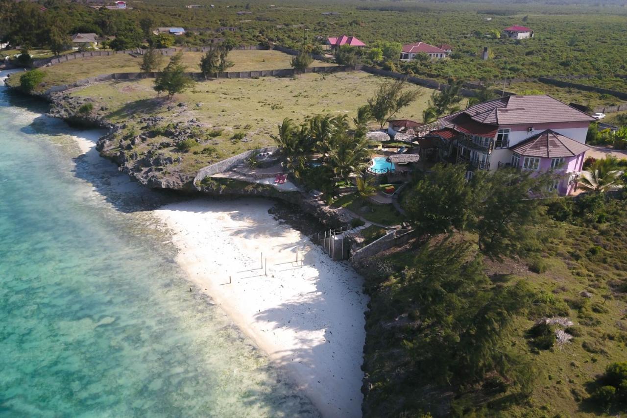Villa Fleur De Lys Makunduchi Exterior photo